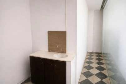 Negócio para Venda em Lordelo do Ouro e Massarelos