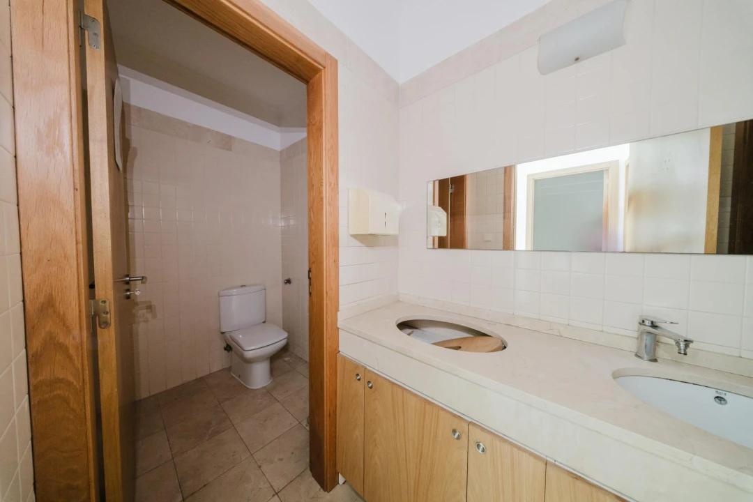 Negócio para Venda em Odivelas Foto 11