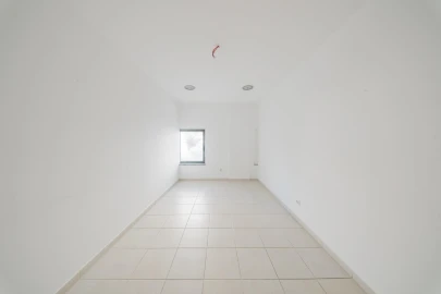 Negócio para Venda em Odivelas