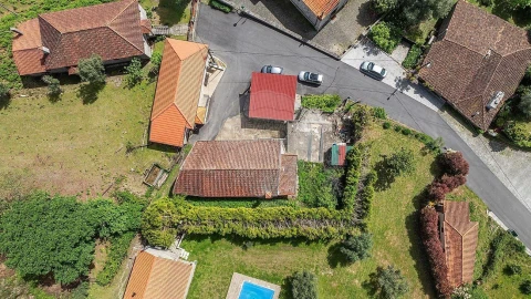 Moradia T5 para Venda em Gondoriz