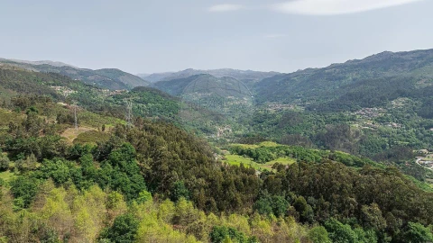 Moradia T5 para Venda em Gondoriz