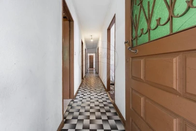 Moradia T5 para Venda em Gondoriz