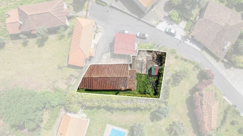 Moradia T5 para Venda em Gondoriz