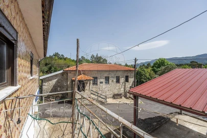 Moradia T5 para Venda em Gondoriz