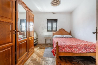 Moradia T5 para Venda em Gondoriz