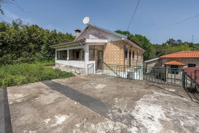 Moradia T5 para Venda em Gondoriz