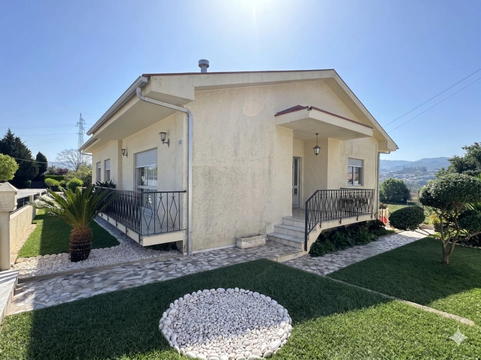 Moradia T3 para Venda em Moreira de Conegos Foto 10