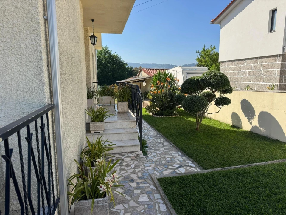 Moradia T3 para Venda em Moreira de Conegos Foto 23