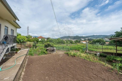 Moradia T3 para Venda em Moreira de Conegos