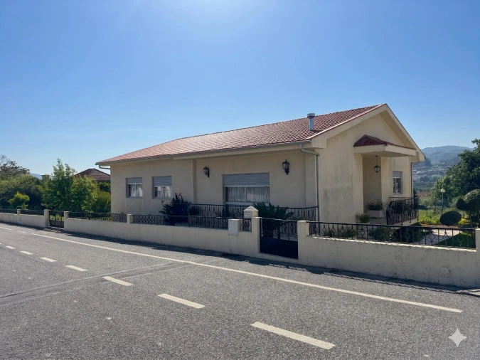 Moradia T3 para Venda em Moreira de Conegos Foto 3