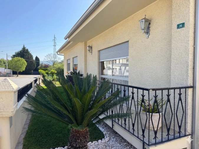 Moradia T3 para Venda em Moreira de Conegos Foto 8