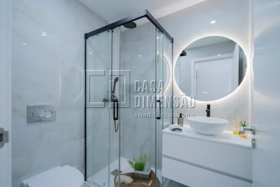 Apartamento T2 para Venda em Benfica