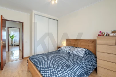 Apartamento T2 para Venda em Carregado e Cadafais