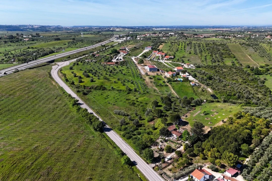 Armazém para Venda em Achete, Azoia de Baixo e Póvoa de Santarém Foto 6