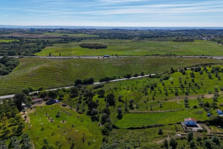Armazém para Venda em Achete, Azoia de Baixo e Póvoa de Santarém Foto 12