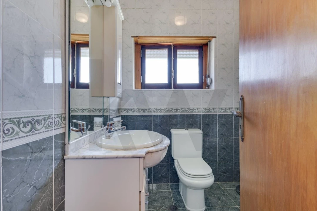 Moradia T4 para Venda em Loures Foto 17