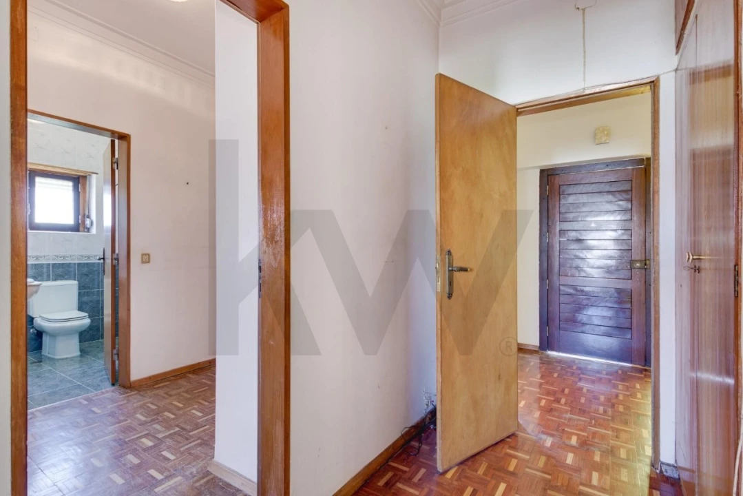 Moradia T4 para Venda em Loures Foto 19