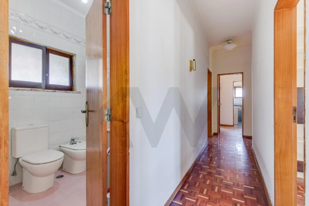 Moradia T4 para Venda em Loures Foto 26