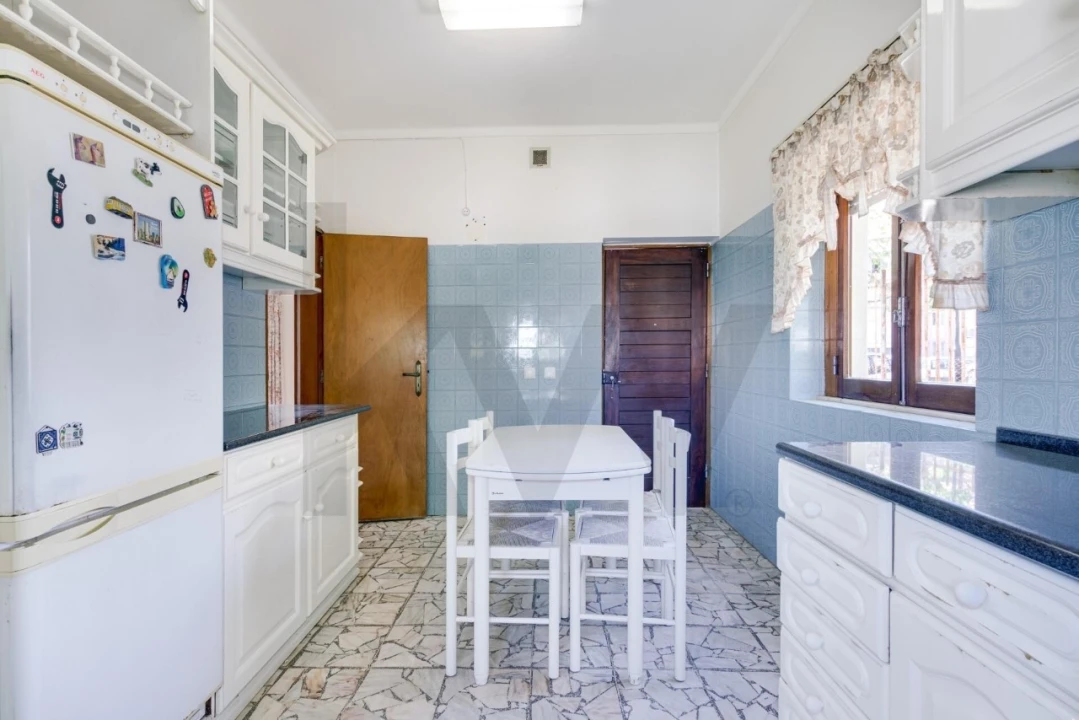 Moradia T4 para Venda em Loures Foto 33