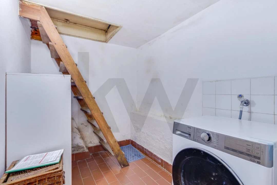 Moradia T4 para Venda em Loures Foto 54