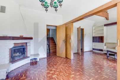 Moradia T4 para Venda em Loures