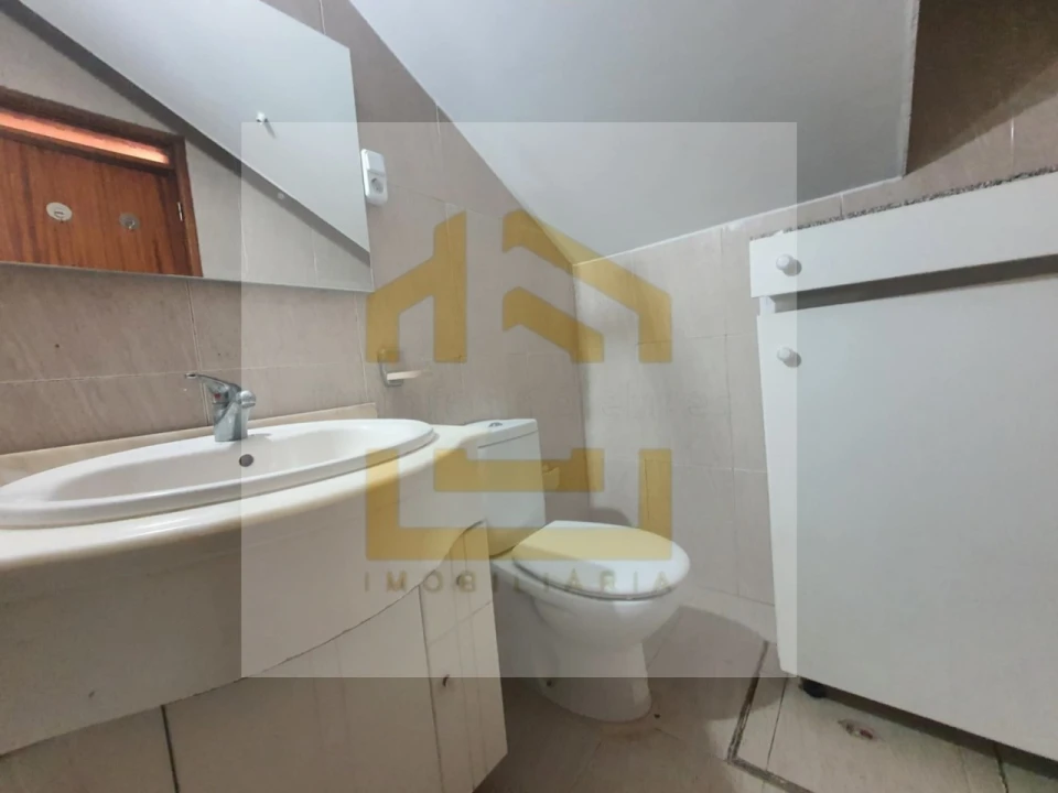 Moradia T7 para Venda em Vila do Conde Foto 8