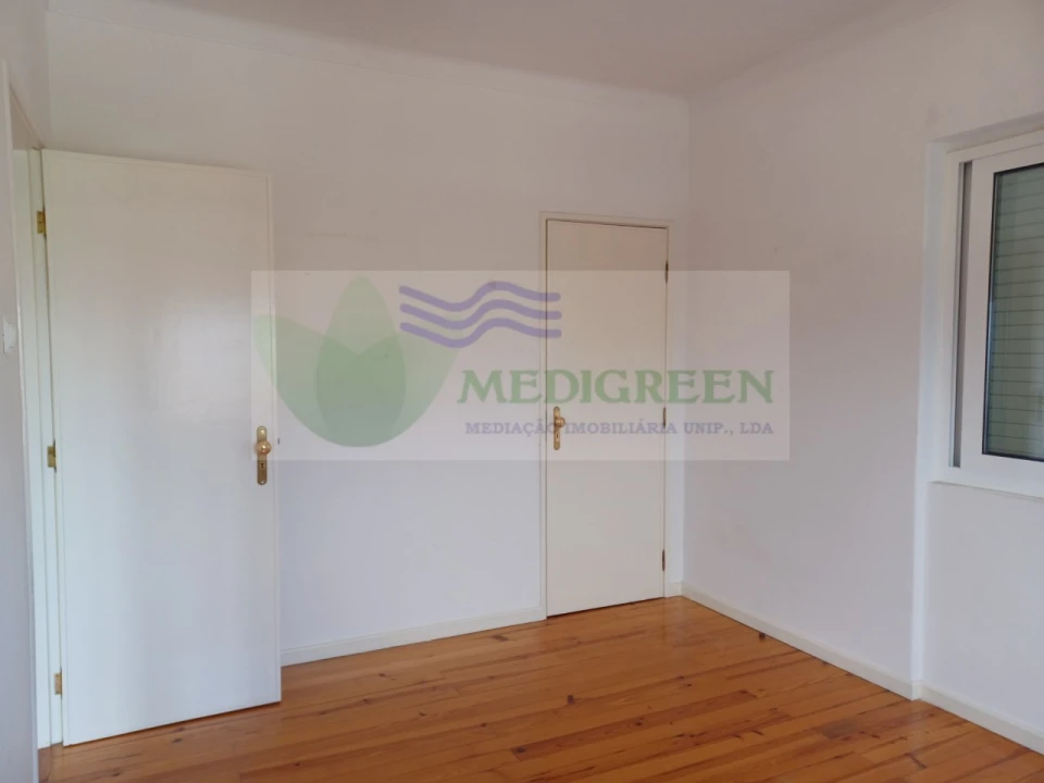 Apartamento T5 para Venda em Sever do Vouga Foto 17