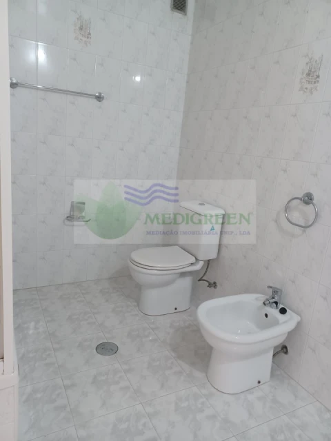 Apartamento T5 para Venda em Sever do Vouga
