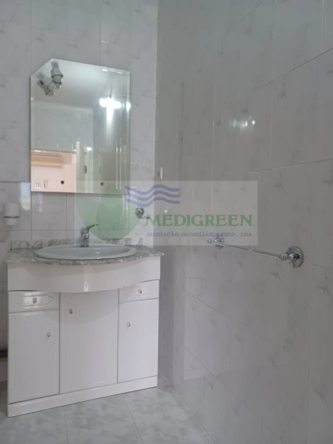 Apartamento T5 para Venda em Sever do Vouga