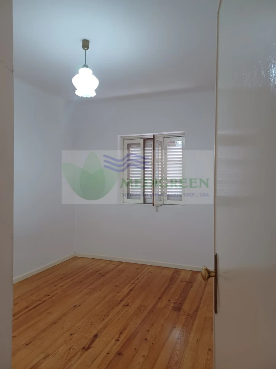 Apartamento T5 para Venda em Sever do Vouga Foto 12