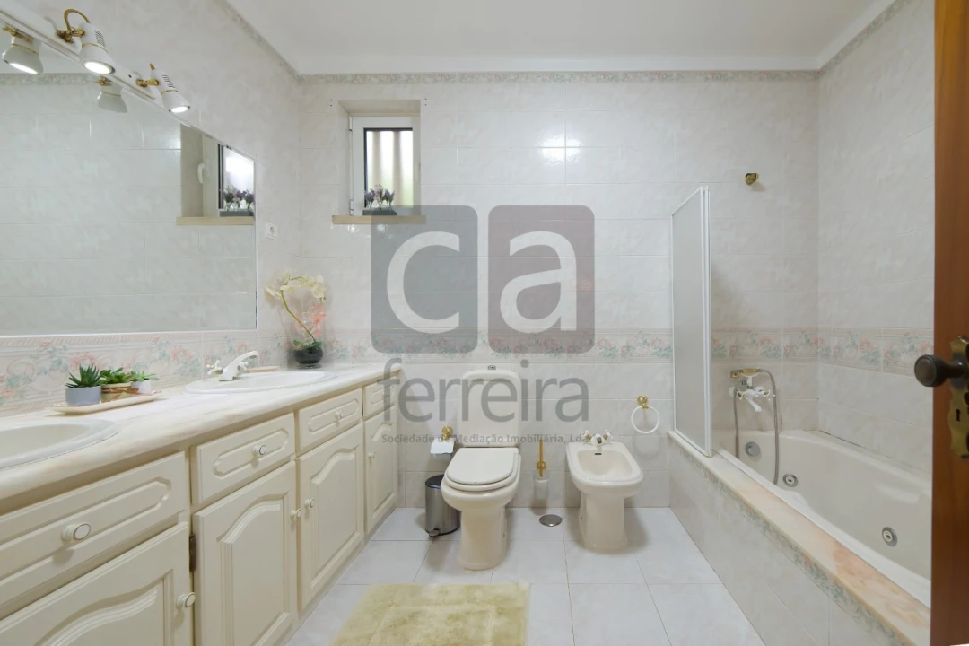 Moradia T4 para Venda em Marmeleira e Assentiz Foto 36