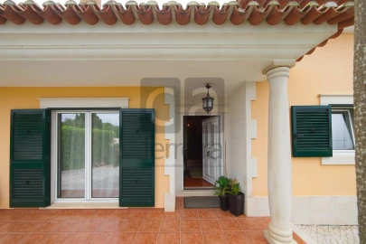Moradia T4 para Venda em Marmeleira e Assentiz