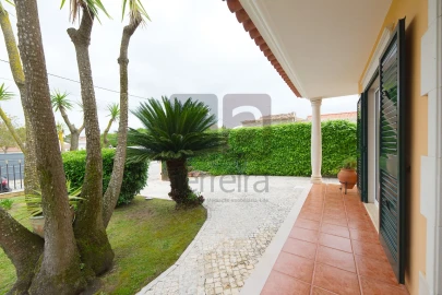 Moradia T4 para Venda em Marmeleira e Assentiz