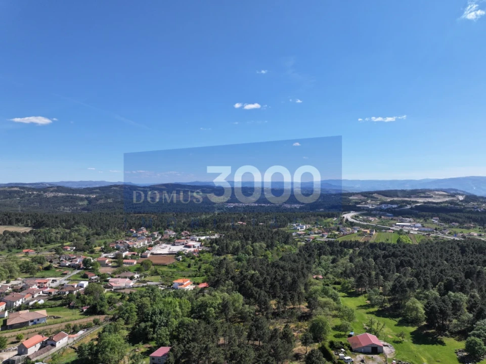 Terreno para Venda em Constantim e Vale de Nogueiras Foto 3