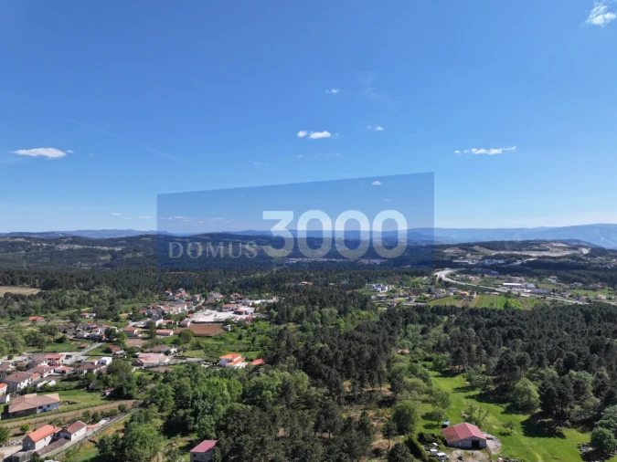 Terreno para Venda em Constantim e Vale de Nogueiras Foto 3