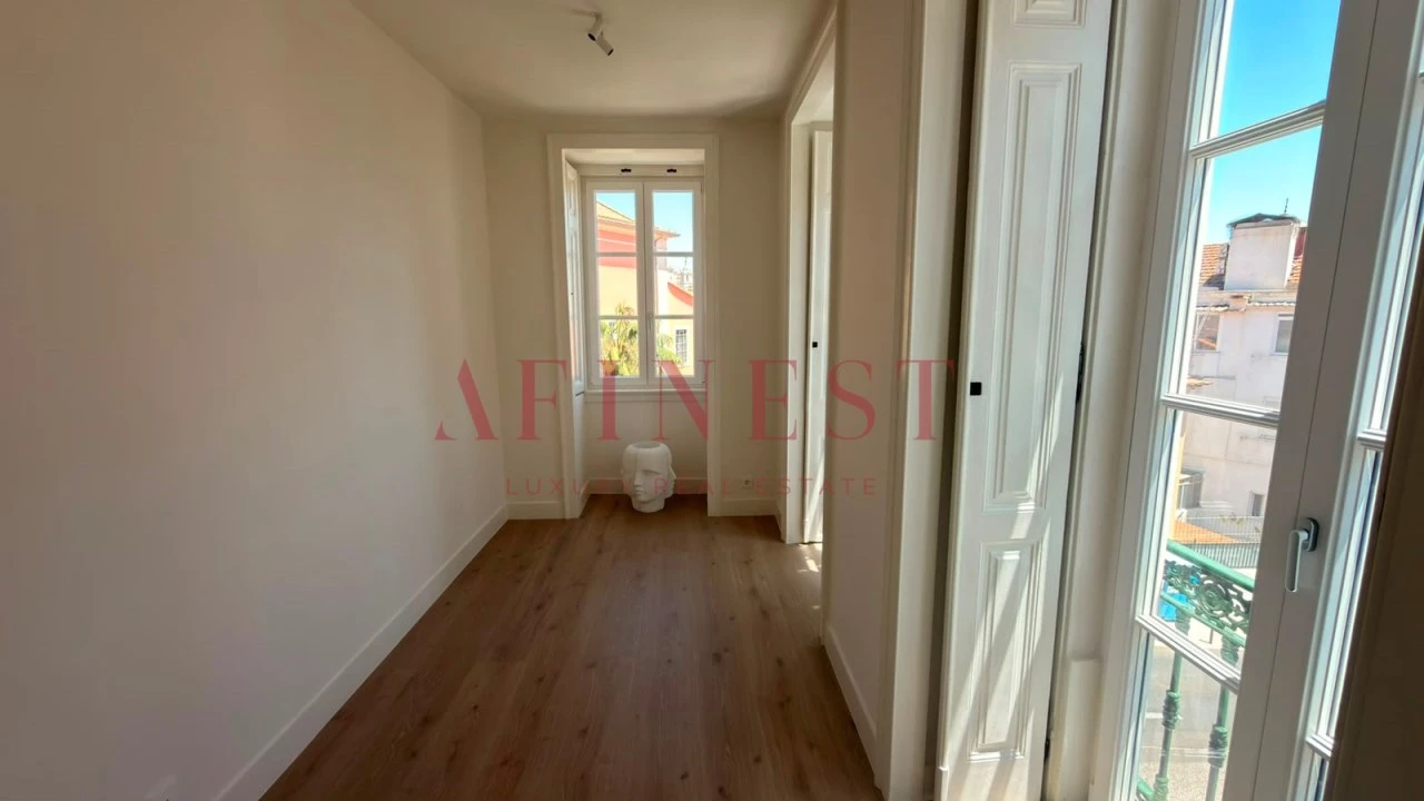 Apartamento T2 para Venda em Alcantara Foto 10