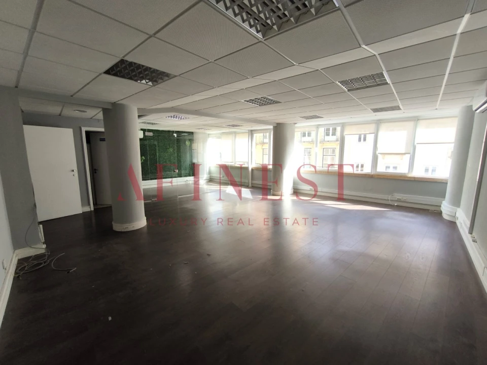 Escritório para Arrendamento em Avenidas Novas Foto 2