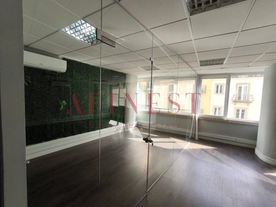 Escritório para Arrendamento em Avenidas Novas Foto 9