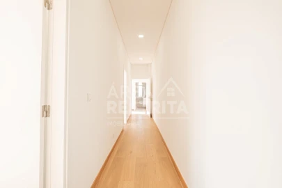 Moradia T4 para Venda em Azeitão (São Lourenço e São Simão)