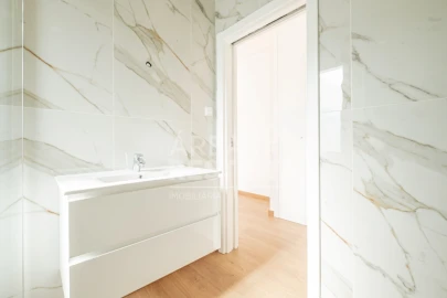 Moradia T4 para Venda em Azeitão (São Lourenço e São Simão)