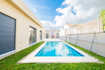 Moradia T4 para Venda em Azeitão (São Lourenço e São Simão)