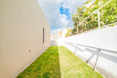 Moradia T4 para Venda em Azeitão (São Lourenço e São Simão)