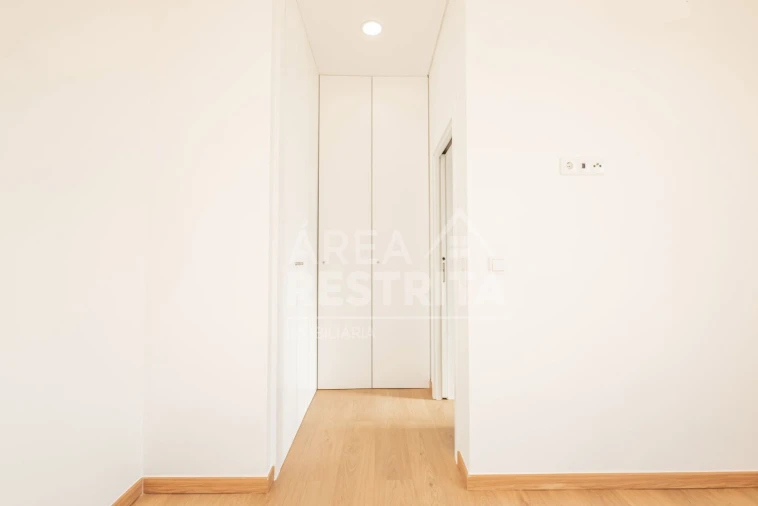 Moradia T4 para Venda em Azeitão (São Lourenço e São Simão) Foto 13