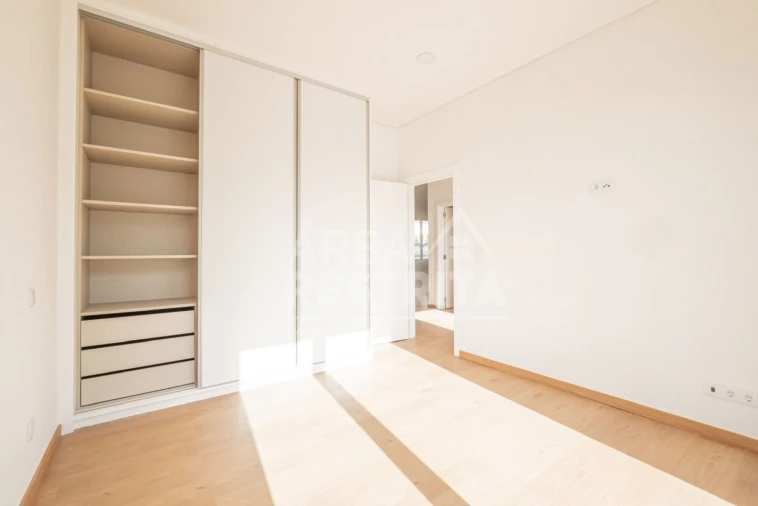 Moradia T4 para Venda em Azeitão (São Lourenço e São Simão) Foto 18