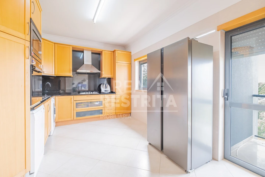 Apartamento T3 para Venda em Corroios Foto 14