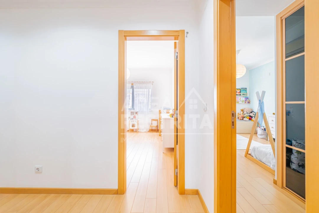 Apartamento T3 para Venda em Corroios Foto 11