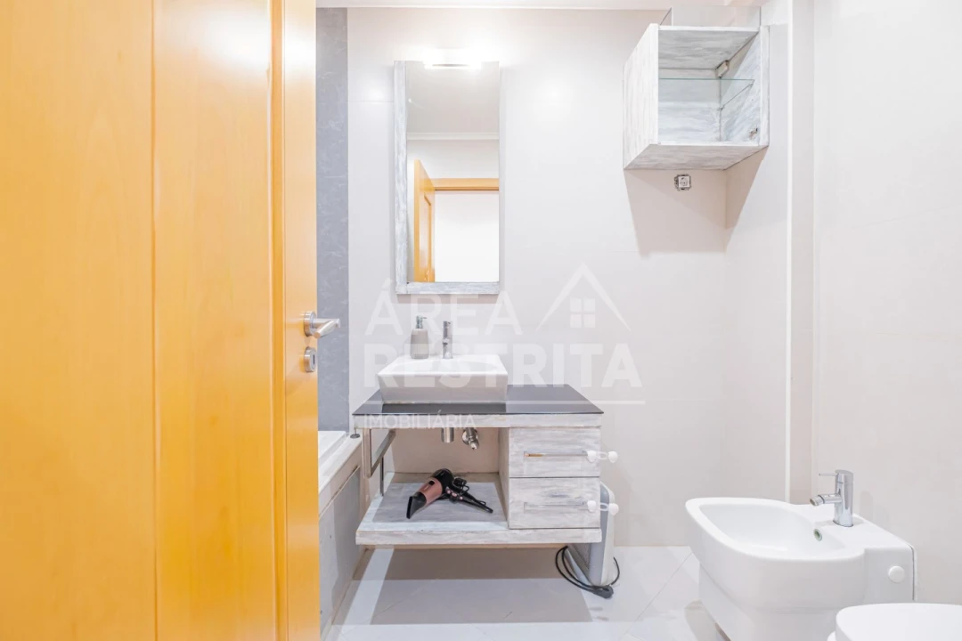 Apartamento T3 para Venda em Corroios Foto 41