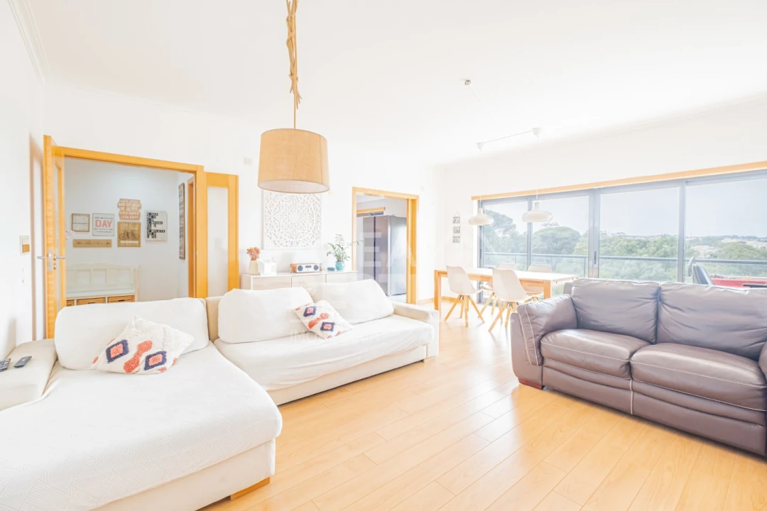 Apartamento T3 para Venda em Corroios Foto 33