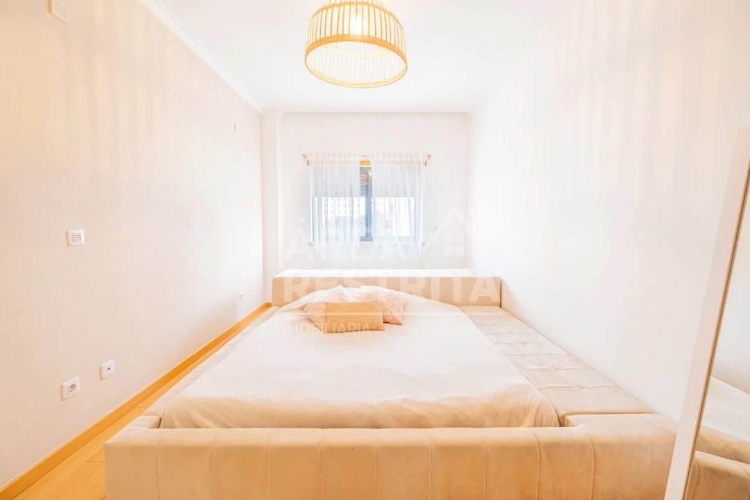 Apartamento T3 para Venda em Corroios Foto 48