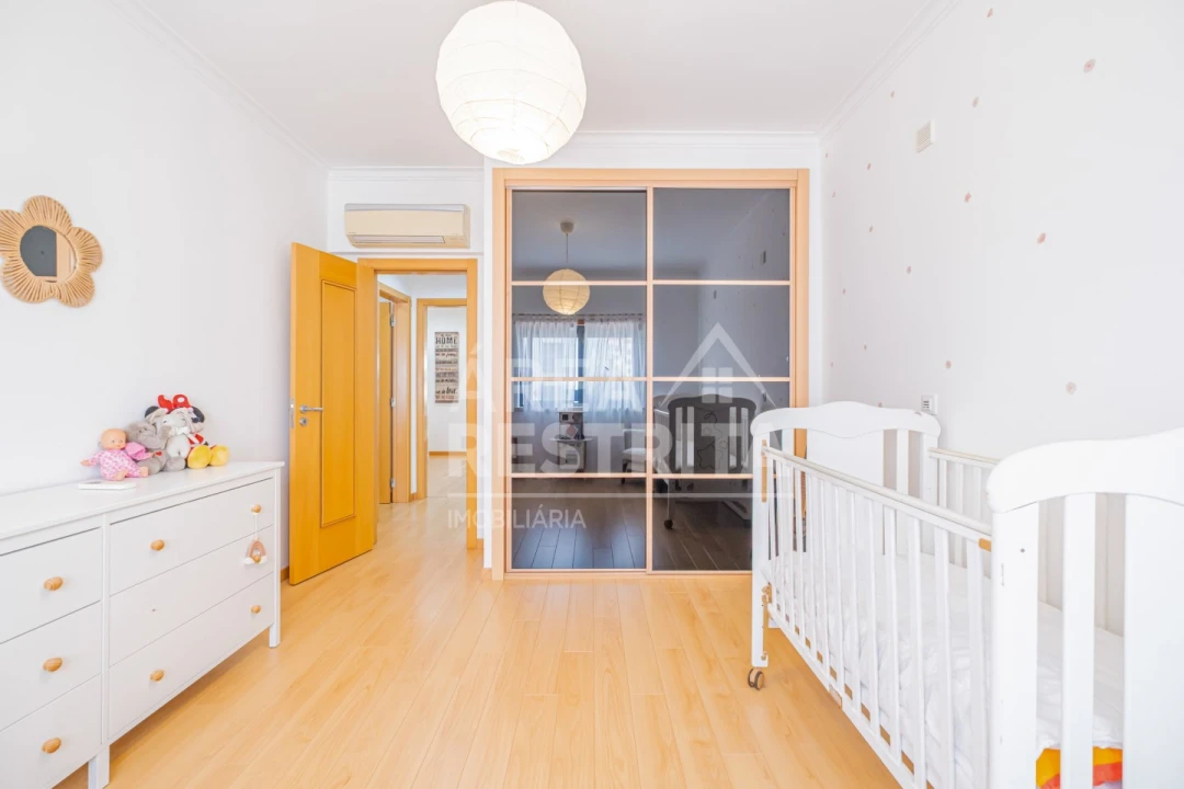 Apartamento T3 para Venda em Corroios Foto 47